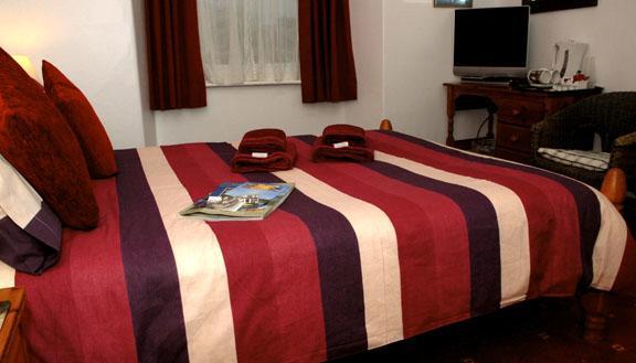 Adam Place Guest House Уиндермер Екстериор снимка